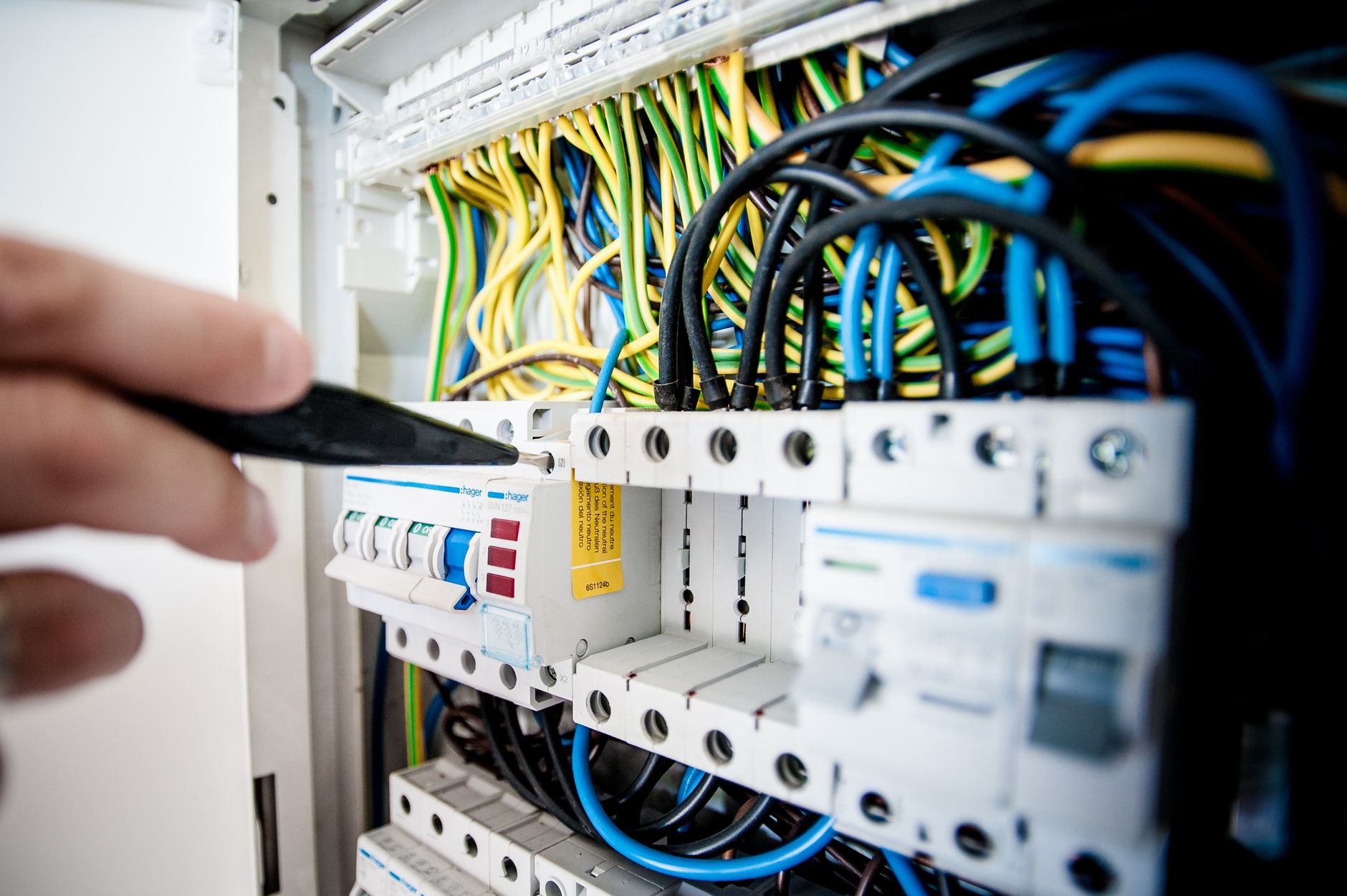Électricien à Lormont